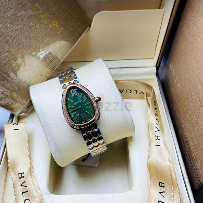 Elegant BVLGARI Watch with Stunning Green Dial