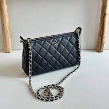 Chanel Timeless Classics Matelasse Chainclutch Black Caviar Leather